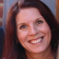 Dollie Schultz, Mba