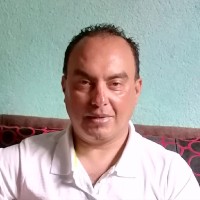 Arturo Lareos Flores