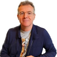 Andrew Tiernan 陳鵬顯