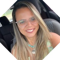 Lizzie Souza