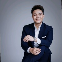 Nut Techathumvanish (杨智强)