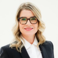 Suzanne Laurie