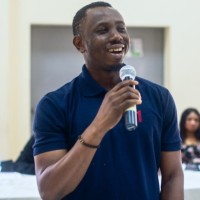 Victor B Owoseni