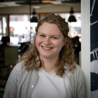 Frouke Van Dam