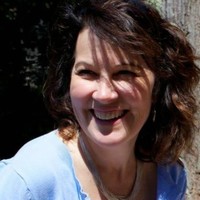 Suzanne Kelley