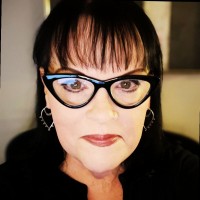 Liz Scoggins