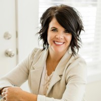 Jennifer Finch