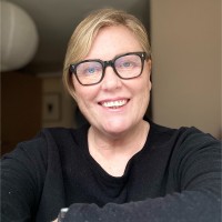 Lynn Lewis