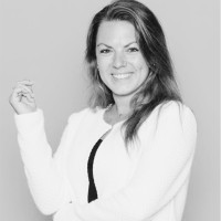 Julia Ellen Van Ooijen