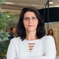 Angela T Paes