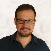 Carlos Palomares Sanchez