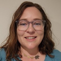 Suzanne Ryan, Pe