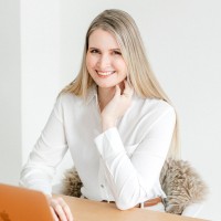 Kirsty Macgregor