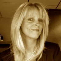 Lynne Burrows
