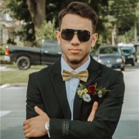 Simon Romero