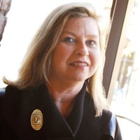 Donna Lazaroe