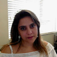 Lourdes Fiallos