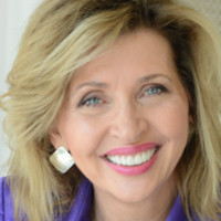 Roxanne Emmerich