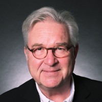 Dr. Michael Pankow
