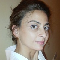 Dr Dina