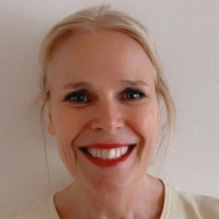 Caroline Van Bakel