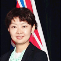 Eva Li