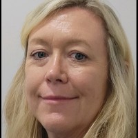 Angela Hitt