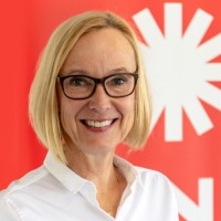 Claudia Staber