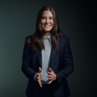 Dr. Miriam Engler