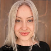 Yanina Holovnia