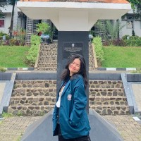 Putri Devina Soraya