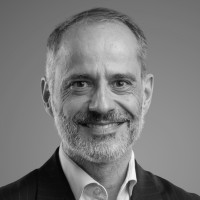 François PERRIN, Associé