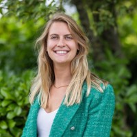 Julia Van Zelst