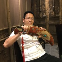 梁明明