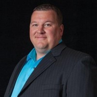Michael Smeltzer