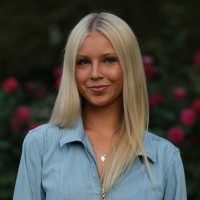 Chloe Nelson