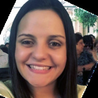 Camila Lima Martins