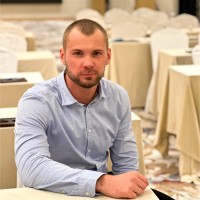 Евгений Попов