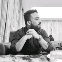 Neeraj Khapekar