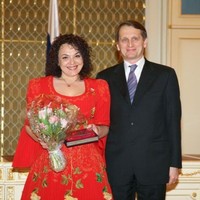 Елена Олейник