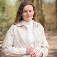 Esther De Vries