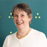 Julie Lewis