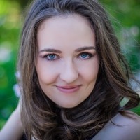 Klaudia J.