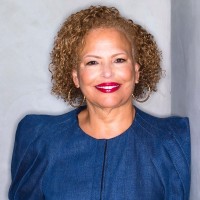 Debra Lee