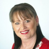Tracey Steel