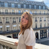 Laura Van Ramesdonk