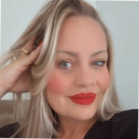 Elaine Barros