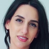Dr. Lena Hakobyan
