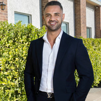 Curtis Christofi