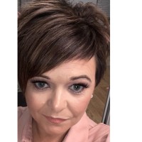 Lisa Barlow